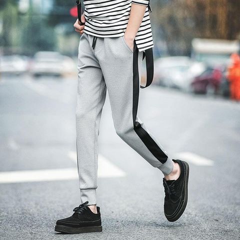 Quần Jogger Thể Thao Nam - Thoải Mái, Co Giãn, Dễ Phối Đồ, Tập Gym và Chạy Bộ (Xám Kẻ Đen) - Phong Cách Unisex Năng Động