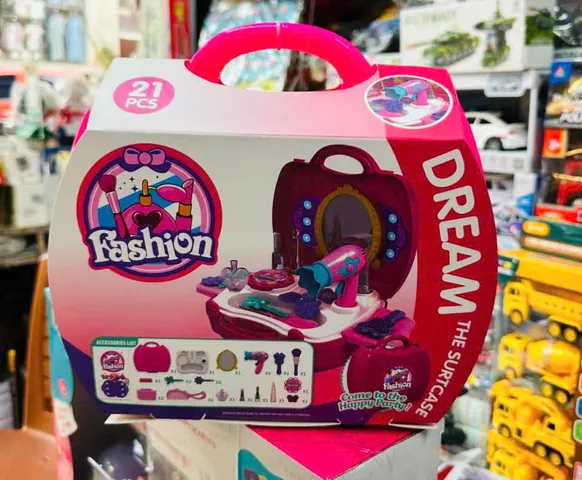 Fashion Dream Bộ Vali Trang Điểm Đồ Chơi Cho Bé Gồm 21 Chi Tiết 8228 Dream The Suitcase