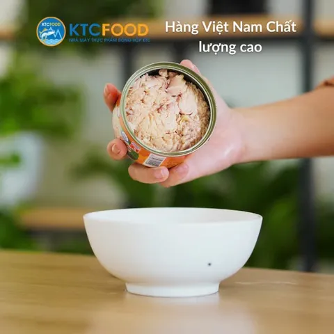 Cá Ngừ Ngâm Dầu KTC FOOD 185gr - Thực Phẩm Tiện Lợi, Ngon Chất Lượng Cao, Bổ Dưỡng Để Dùng Ngay Hoặc Kết Hợp Món Ăn