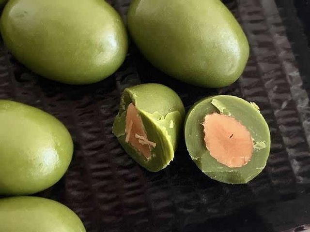 Meiji Almond Matcha Nhật bản đặc biệt
