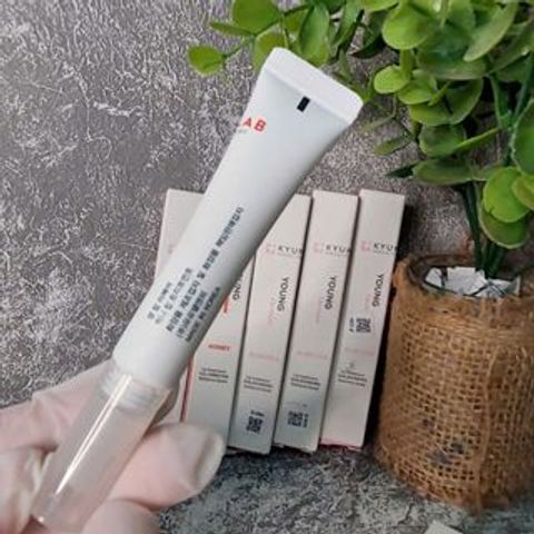 Son Dưỡng Phục Hồi KyungLab Young Lip Repair Honey 10G Ban Đêm - Dưỡng Môi Khỏe Mạnh, Mềm Mại, Sáng Đẹp Từ Hàn Quốc