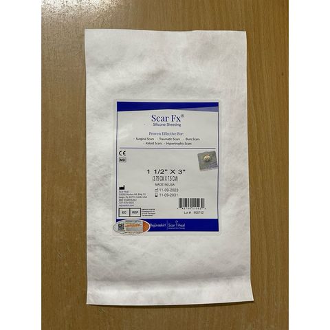 Miếng Dán Xóa Sẹo Lồi REJUVASKIN Scar FX 3.75x7.5cm - Chăm Sóc Da Chất Lượng Cao, Ngăn Ngừa Sẹo Sau Phẫu Thuật, Đảm Bảo An Toàn