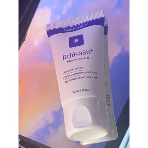 Gel Ngăn Ngừa Sẹo Rejuvasil 10ml/15ml/30ml - Giảm Sẹo Lồi, Phì Đại, Phẫu Thuật - Dễ Dàng Sử Dụng, An Toàn Cho Da Nhạy Cảm