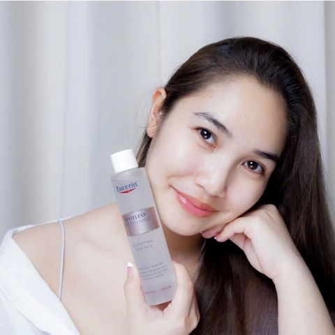 Nước Dưỡng Sáng và Cấp Ẩm Da Eucerin Boosting Essence 100ml - Dưỡng Da Sáng Mịn, Phù Hợp Mọi Loại Da, Chống Oxy Hóa