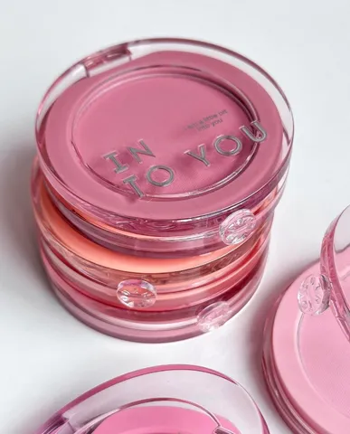 Phấn Má Hồng Into You Fluffy Pillow Single Blusher 5G - Phấn Trang Điểm Tươi Tắn, Bền Màu, Thiết Kế Nhỏ Gọn Dễ Mang Theo