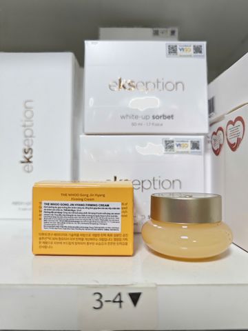 Kem Dưỡng Ẩm Whoo Firming Cream 10ml - Sản Phẩm Dưỡng Da Chống Lão Hóa Từ Thiên Nhiên, Giúp Da Mịn Màng và Tươi Trẻ