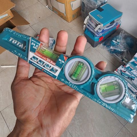 Thước Thủy Ống Total TMT221306 245mm - Nhôm Đúc Chính Xác ±0.5mm/m, Dễ Dàng Đo Cân Bằng Khi Xây Dựng, 3 Vial Thủy 45°/90°/180°