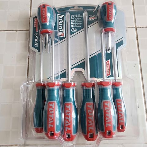 Bộ 8 Tua Vít Dẹp và Bake Total TKSDS0826 - Tay Cầm Chống Trượt, Đầu Từ Tính, Dụng Cụ Cầm Tay Chất Lượng Cao cho Thợ Sửa Chữa và Gia Đình