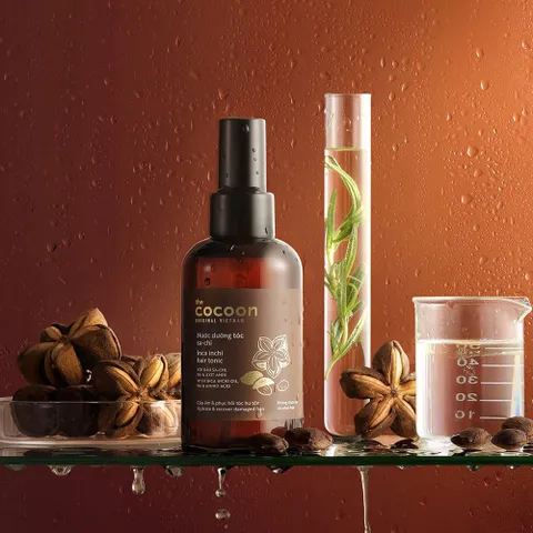Bộ Đôi Nước Xịt Dưỡng Sa-Chi 140ml & Serum Phục Hồi Tóc Cocoon 70ml - Dưỡng Ẩm, Phục Hồi và Bảo Vệ Tóc Khỏi Tác Nhân Gây Hại