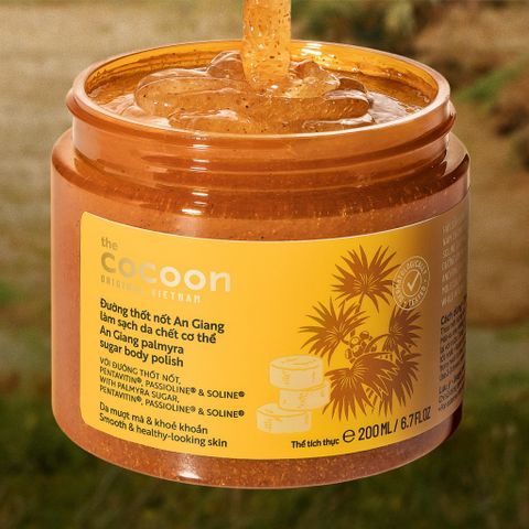 Tẩy Da Chết Cơ Thể Đường Thốt Nốt An Giang Cocoon 200ml - Sản Phẩm Thuần Chay Làm Sạch Da Hiệu Quả Với Vitamin B5 Và Dầu Mắc-Ca