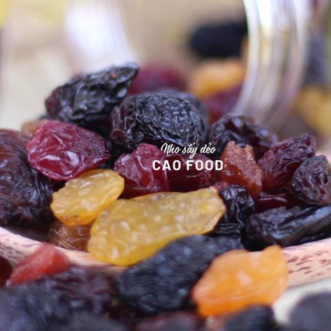 Nho Sấy Dẻo Mixed 3 Màu CAO Food - 100% Nho Tươi Nhập Khẩu Mỹ, Vị Ngọt Tự Nhiên, Hủ 500gram, Thực Phẩm Dinh Dưỡng
