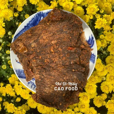 Khô Bò Miếng CAO FOOD - 100% Thịt Bò Tươi Nguyên Chất, Đặc Sản Thơm Ngon, Hương Vị Đặc Trưng Miền Trung, Túi 500g