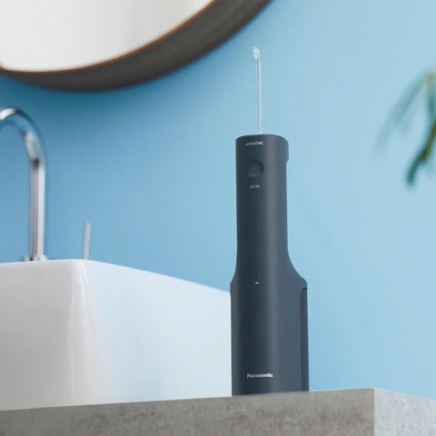 Máy Tăm Nước Panasonic EW-DJ66 - Thiết Kế Hiện Đại, 5 Mức Áp Lực, Chống Nước IPX7, Dung Tích 200ml, Dễ Dàng Vệ Sinh