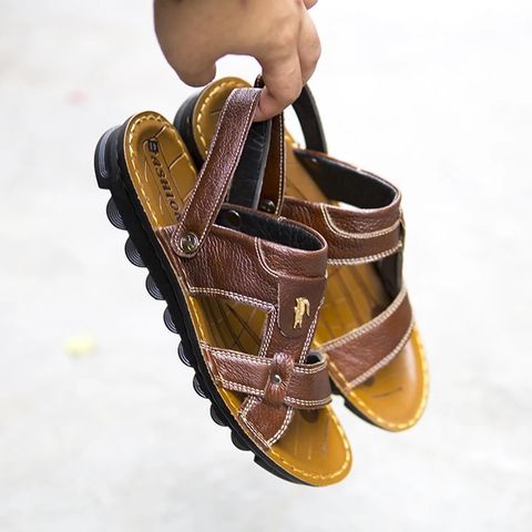 Dép Sandal Nam Da Bò Thật Siêu Bền - Đế Cao Su Chống Nước, Thiết Kế Thoáng Mát, Thời Trang Mới Màu Nâu Cho Mọi Lứa Tuổi
