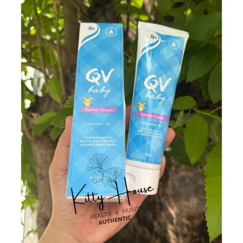 Kem chống hăm tã QV Baby Barrier Cream 125g - Giúp bảo vệ làn da nhạy cảm của bé khỏi hăm tã và kích ứng, an toàn và hiệu quả.