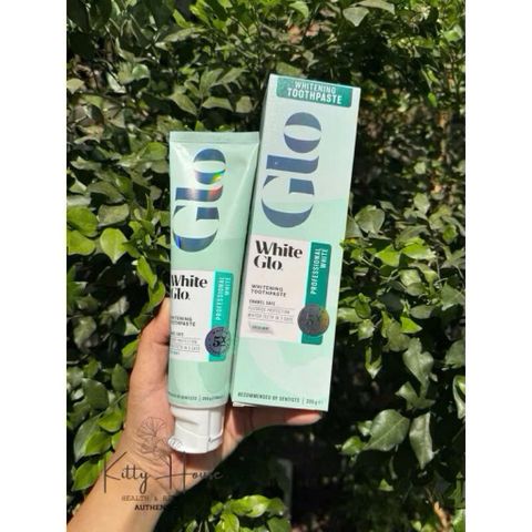 Kem Đánh Răng White Glo Professional & Charcoal 205g - Làm Trắng Răng Nhanh Chóng, An Toàn, Hương Bạc Hà Tươi Mát