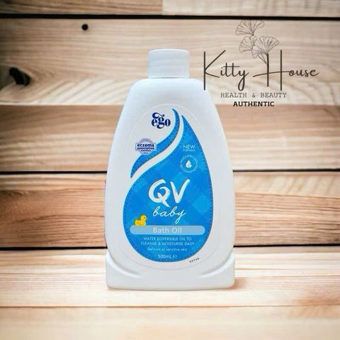 Dầu Tắm QV Baby Bath Oil 250ml & 500ml - Dưỡng ẩm, Làm sạch cho da nhạy cảm, Phù hợp với Chàm, Viêm da, Vảy nến