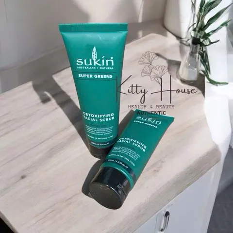 Tẩy Tế Bào Chết Thải Độc Sukin Super Greens 125ml - Sản Phẩm Chăm Sóc Da Mặt Từ Thiên Nhiên, Làm Sáng Da và Mềm Mại