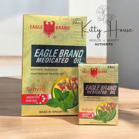 Dầu Gió Vàng Con Ó Eagle Brand 24ml - Hương Hoa Đinh Hương, Giúp Giảm Cảm Cúm, Đau Đầu, Ngứa, Dị Ứng
