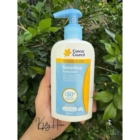 Kem chống nắng cho da nhạy cảm Cancer Council Sensitive SPF 50+/PA++++ 200ml - Bảo vệ da, an toàn cho cả trẻ em, không paraben