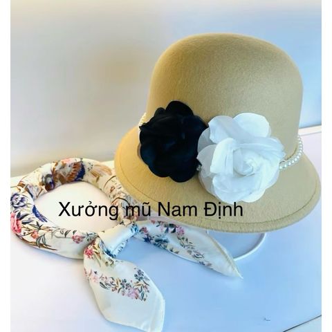 nón dạ  hai hoa trà dáng cụp xinh xắn (GIÁ TẠI XƯỞNG KHÔNG QUA TRUNG GIAN) (tuyển sỉ)