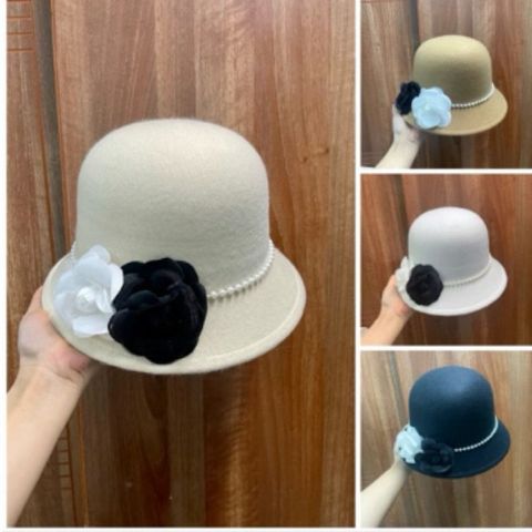 nón dạ  hai hoa trà dáng cụp xinh xắn (GIÁ TẠI XƯỞNG KHÔNG QUA TRUNG GIAN) (tuyển sỉ)