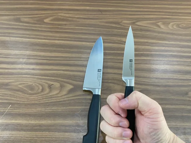 Bộ dao Zwilling Fourstar Set 2 - Bao Gồm Dao Thái Đa Năng 20cm và Dao Gọt Hoa Quả 10cm - Dụng Cụ Nhà Bếp Chất Lượng Cao Từ Đức