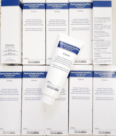 Kem nẻ thần thánh mẫu mới Glycerol Vaseline Paraffine