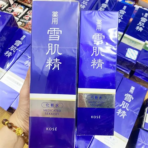 Nước Hoa Hồng Kose Medicated Sekkisei Lotion 200ml/360ml - Dưỡng ẩm, Làm trắng da - Mỹ phẩm Nhật Bản Chính Hãng