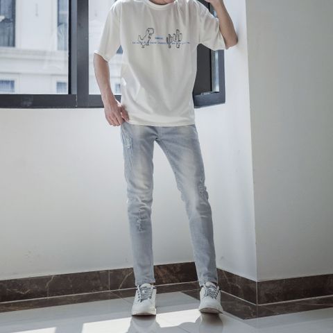 Quần Jean Rách Gối Nam Slimfit Co Giãn Màu Xanh Nhạt Pon.mens - Chất Denim 98% Cotton, Phong Cách Thời Trang Thể Hiện Ấn Tượng
