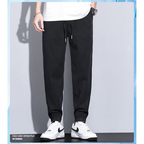 Quần Jean Jogger Nam Màu Đen - Thêu Logo, Cạp Chun, 100% Cotton Siêu Mềm, Phong Cách Thể Thao, Thời Trang Nam