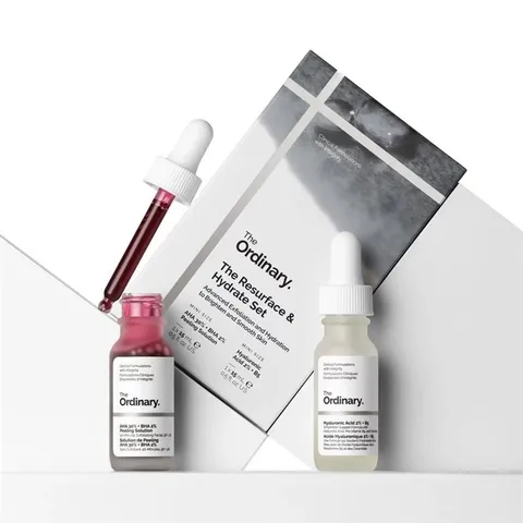 Set The Ordinary serum phục hồi Acid 2% + B5 15ml và Tẩy Tế Bào Chết Hoá Học Ordinary Aha 30% + Bha 2% Peeling 15ml  ( set 2 chai )