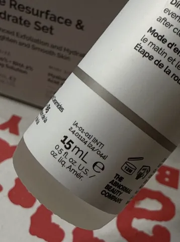 Set The Ordinary serum phục hồi Acid 2% + B5 15ml và Tẩy Tế Bào Chết Hoá Học Ordinary Aha 30% + Bha 2% Peeling 15ml  ( set 2 chai )