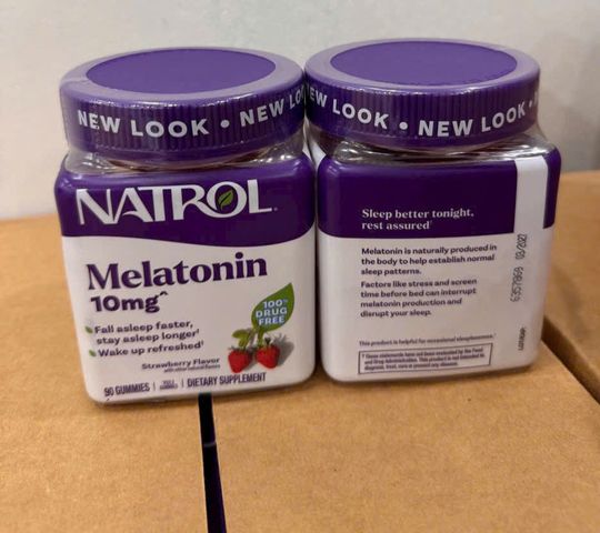 Kẹo Ngủ Natrol Gummies 10mg Sleep - Hỗ Trợ Giấc Ngủ Tự Nhiên Vị Dâu, Hộp 90 Viên, Cải Thiện Chất Lượng Giấc Ngủ