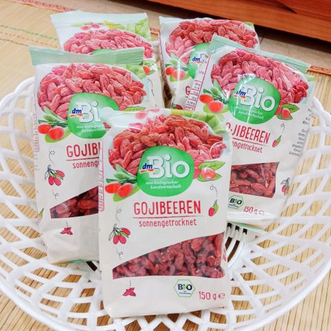 Hạt Kỷ Tử Hữu Cơ DM Bio 150g - Tăng Cường Miễn Dịch, Chống Lão Hóa, Giúp Sức Khỏe Mắt và Não - Quà Tặng Từ Thiên Nhiên
