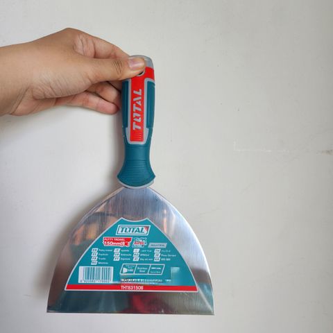 Bay sủi sơn Total THT831506 150mm - Dụng cụ làm phẳng bề mặt thép không gỉ, tay cầm chống trượt, chất lượng cao cho xây dựng và sửa chữa.