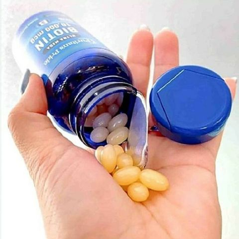 Viên uống mọc tóc Puritans Pride Biotin 10,000 mcg USA 100 viên