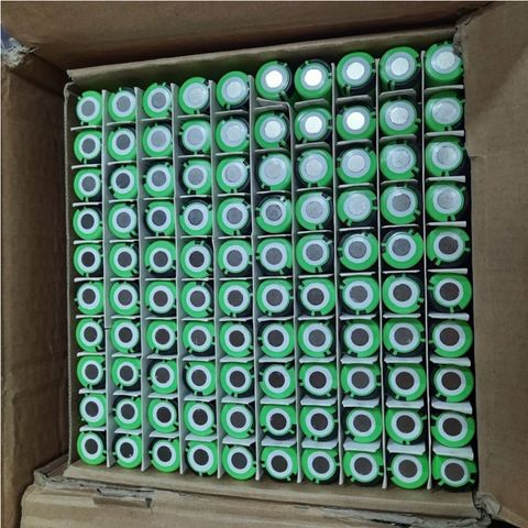 Pin Lithium Panasonic NCR18650B 3400mAh - Dòng Xả 10A, Chất Lượng Cao, Mới 100%
