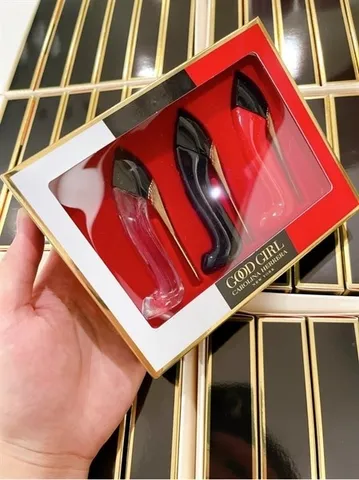 Set Nước Hoa Good Girl Carolina Herrera 3C X 7ml - Bộ nước hoa quyến rũ, thanh lịch với hương thơm dễ chịu, hoàn hảo cho phái đẹp.