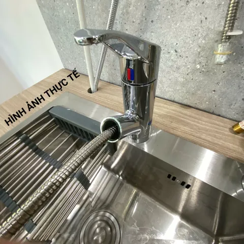 Vòi Rửa Takagi JA200LN - Bộ Vòi Rửa Tiết Kiệm Nước, Thiết Kế Hiện Đại, Chất Lượng Nhật Bản, Dễ Dàng Sử Dụng cho Nhà Bếp