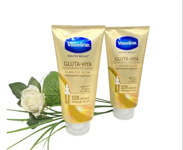 Sữa Dưỡng Thể Body Vaseline 10X Healthy Bright Gluta HYA 300ml
