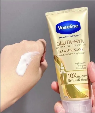 Sữa Dưỡng Thể Body Vaseline 10X Healthy Bright Gluta HYA 300ml