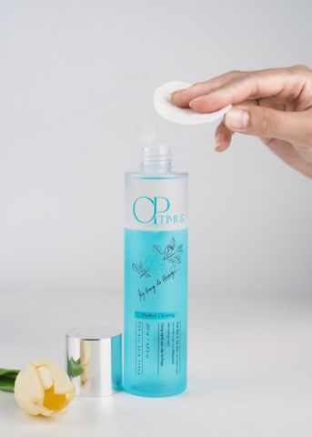 Nước Tẩy Trang Optimus Thanh Mộc Hương 200ml - Dưỡng Ẩm, Làm Sạch Sâu, Phù Hợp Với Da Nhạy Cảm, Chăm Sóc Da Tự Nhiên
