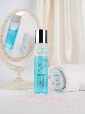 Nước Tẩy Trang Optimus Thanh Mộc Hương 200ml - Dưỡng Ẩm, Làm Sạch Sâu, Phù Hợp Với Da Nhạy Cảm, Chăm Sóc Da Tự Nhiên