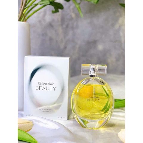 Nước hoa nữ Calvin Klein Beauty Eau de Parfum 100ml - Mùi hương nhẹ nhàng, quyến rũ thiết kế hiện đại cho phái đẹp