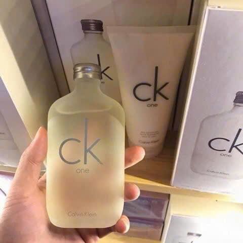 Nước Hoa Nam CK One Eau De Toilette Unisex 100ml và 200ml - Mùi Hương Dịu Nhẹ, Phong Cách Tự Do, Dành Cho Cả Nam và Nữ