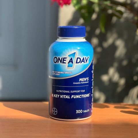 Vitamin Tổng Hợp One A Day Men Dưới 50 Tuổi - 300 Viên Hỗ Trợ Sức Khỏe, Tăng Cường Miễn Dịch và Năng Lượng