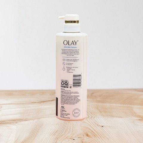 Sữa tắm Olay Skin Solutions AHA/BHA Complex Body Wash 530ml hàng Mỹ