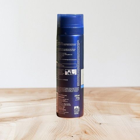 Gel cạo râu Nivea Protect & Care có tinh chất Aloe Vera - Dưỡng ẩm, bảo vệ da nam giới, gel cạo râu chất lượng cao, 297g