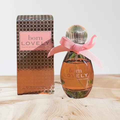 Nước Hoa Nữ Born Lovely Sarah Jessica Parker EDP 30ml - Hương Hoa Ngọt Ngào, Độc Đáo và Quyến Rũ, Tươi Mát Cả Ngày